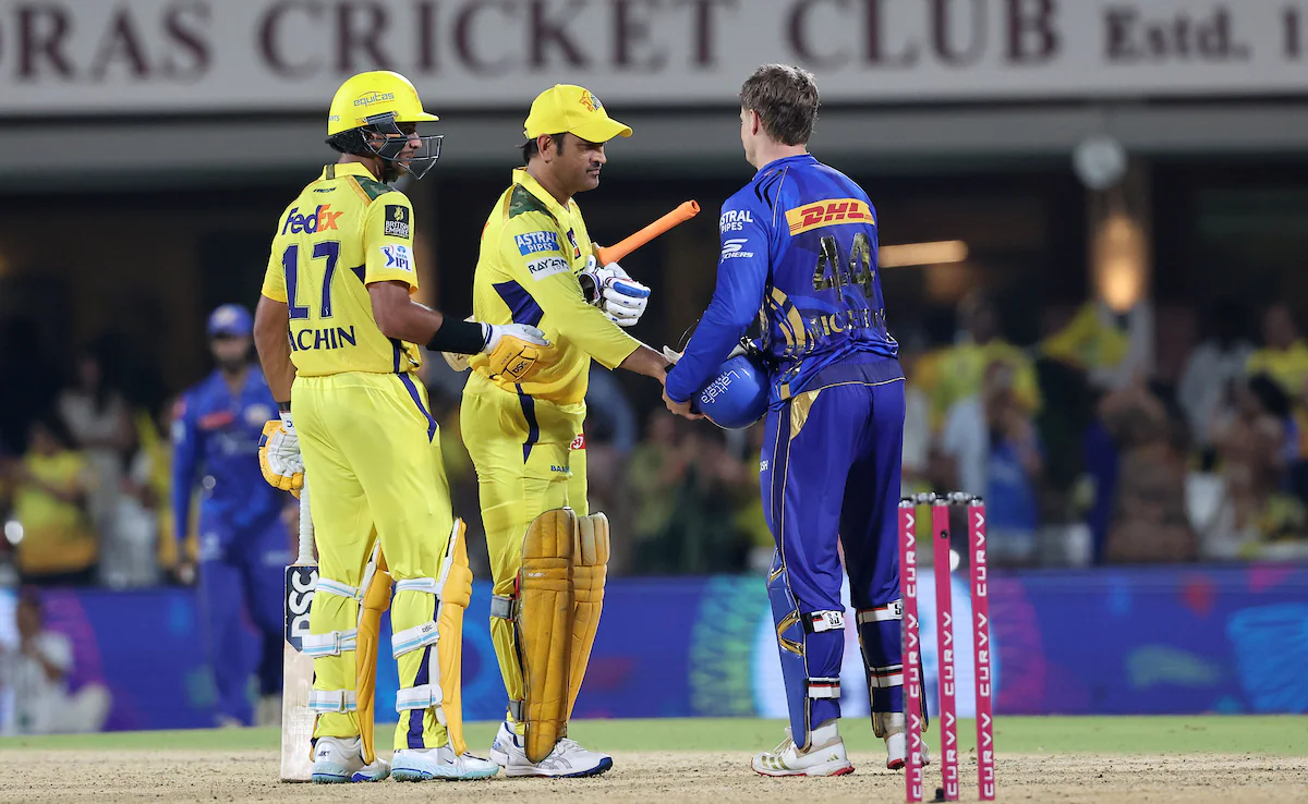 Chennai Super Kings beat Mumbai Indians by 4 wickets