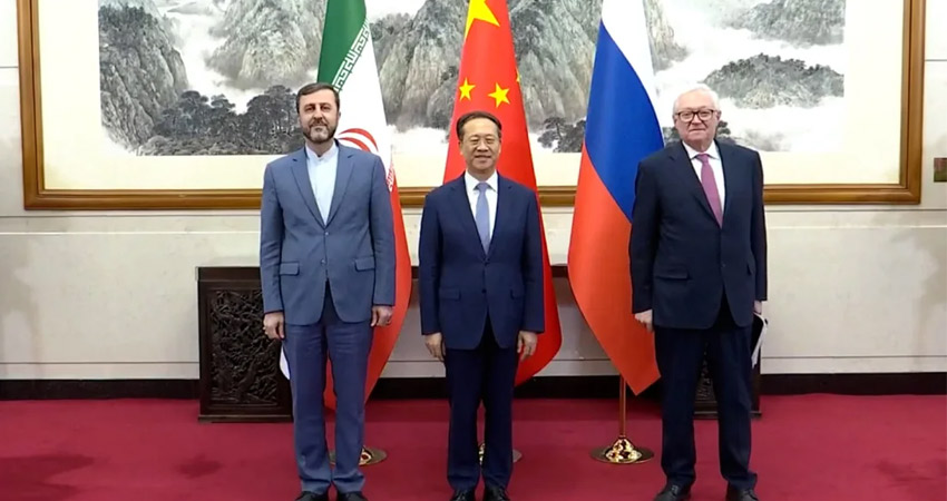 China hosts Iranian, Russian diplomats for nuclear talks