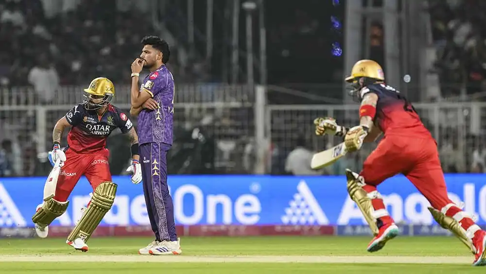 RCB beats KKR by 7 wickets in IPL opener