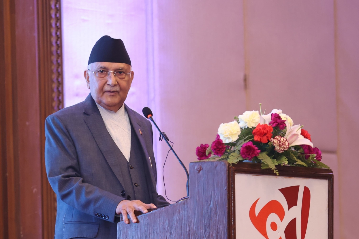 PM Oli emphasizes strength of local governments & democracy at municipal conference