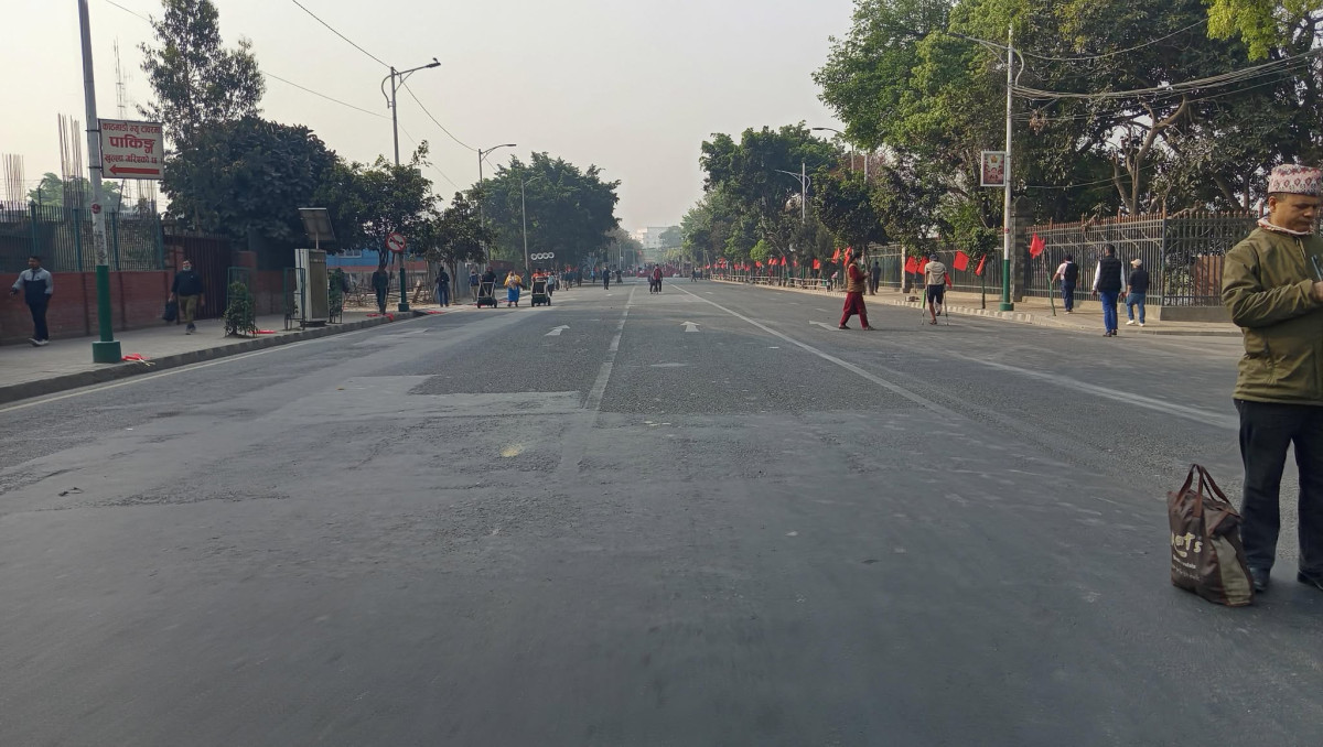 Rival rally in Kathmandu, security alert heightened