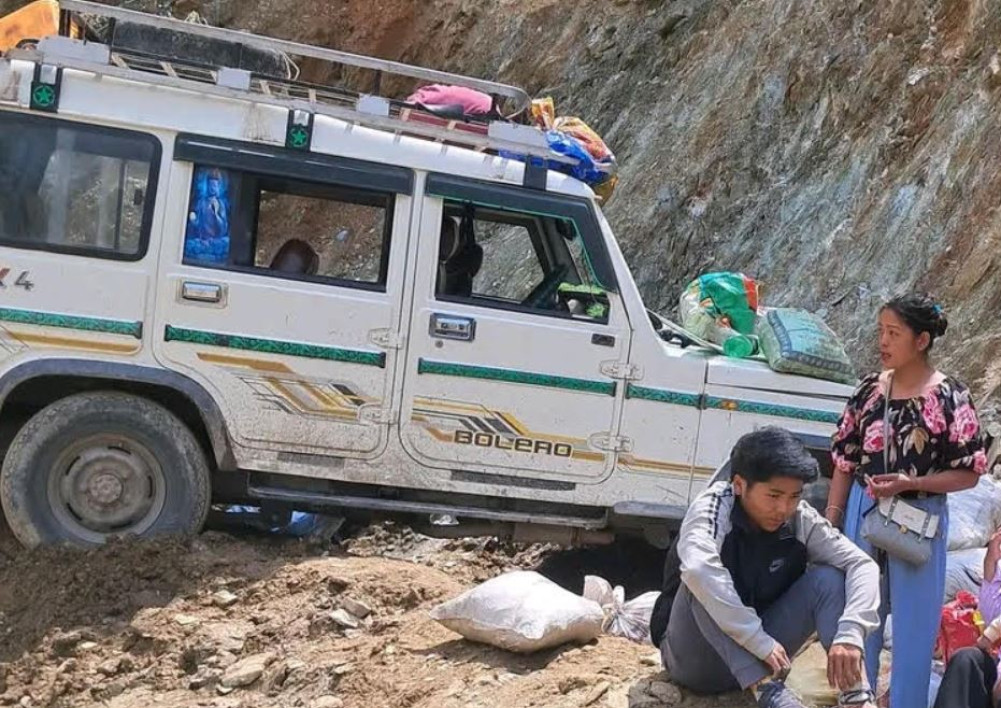 Nine injured in Bolero crash in Taplejung