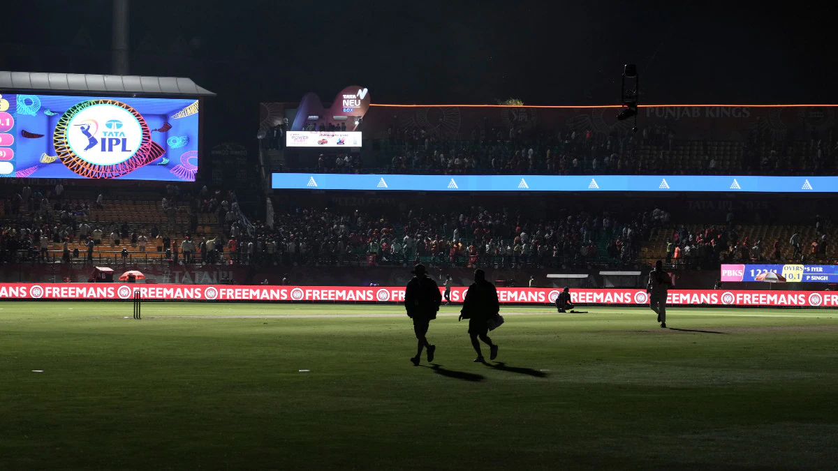 IPL match in called off due to floodlight failure amid security concerns
