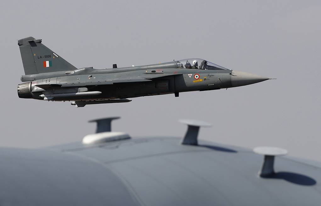 Pakistan downs 5 Indian fighter jets in response to overnight strikes: defense minister