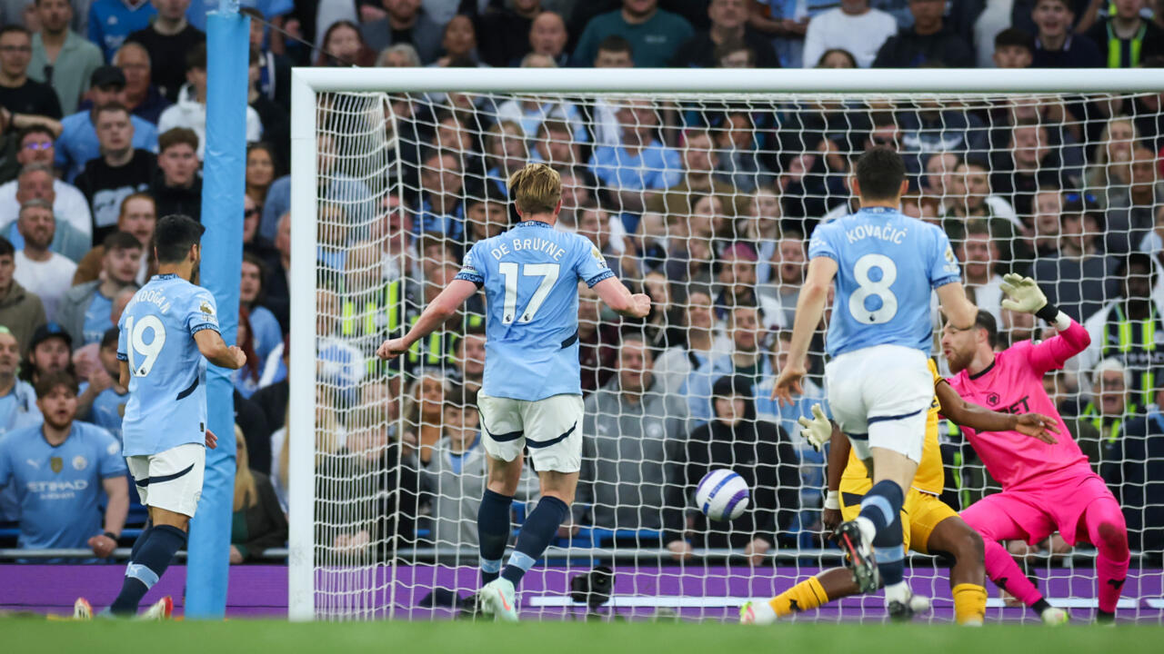 Manchester City climb to third in Premier League with crucial win over Wolves