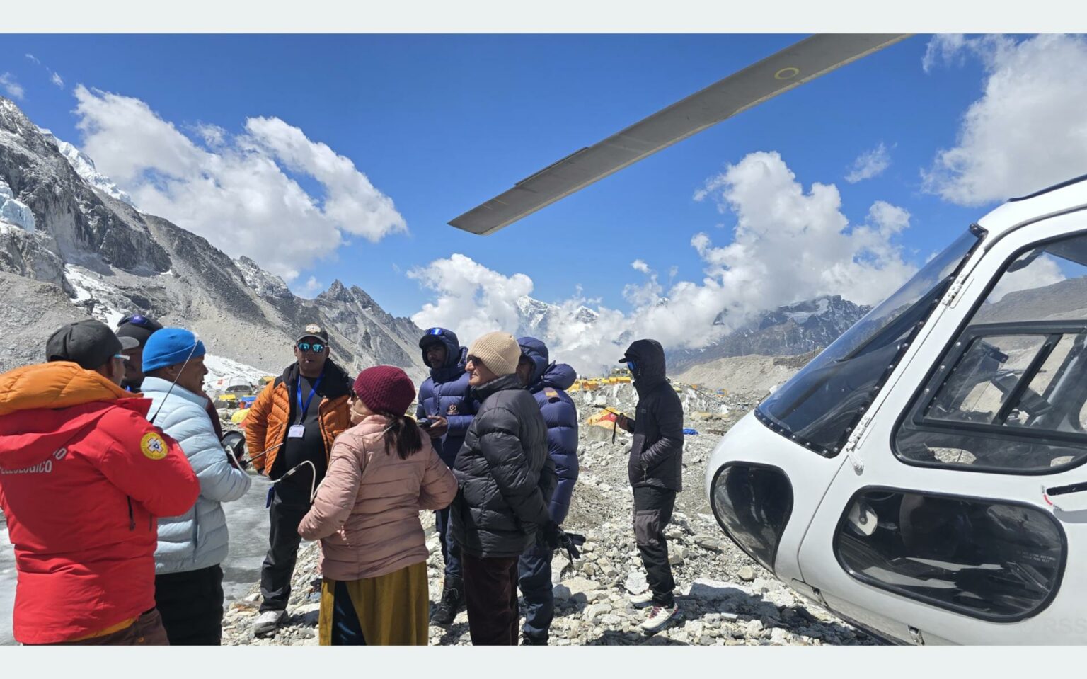 Foreign participants of ‘Sagarmatha Sambaad’ enjoy mountain flight