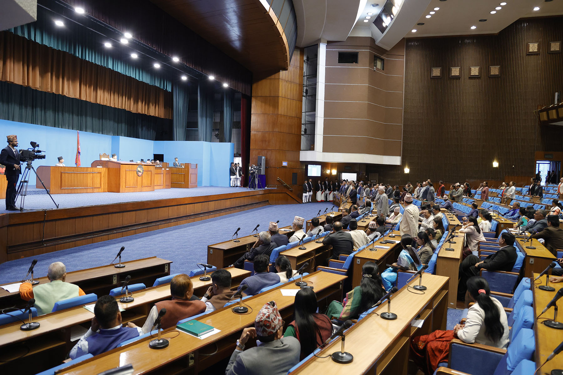 HoR meeting adjourned until 11 AM tomorrow