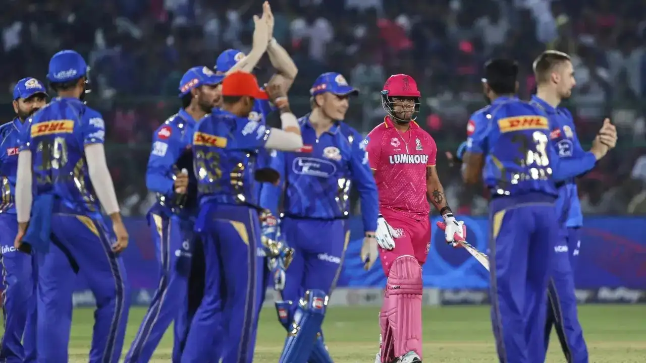Mumbai thump Rajasthan by 100 runs, go top of table