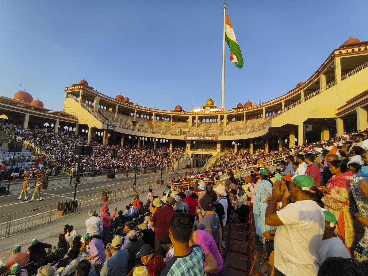 India to resume border ceremony with Pakistan
