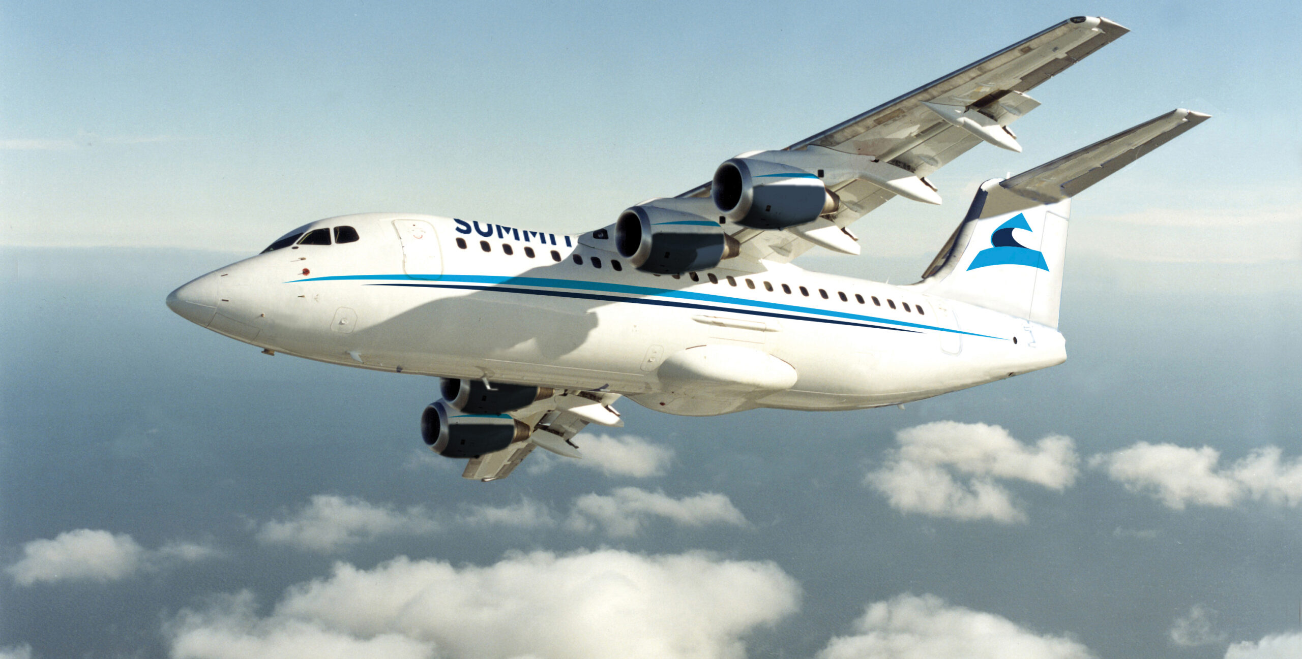 Summit Air flight returns to KTM after engine issue
