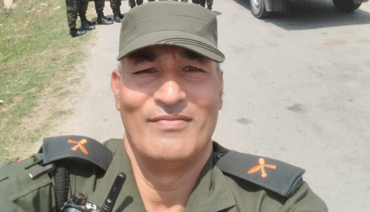 Customs Chief assaulted: Police Inspector Dhami flees