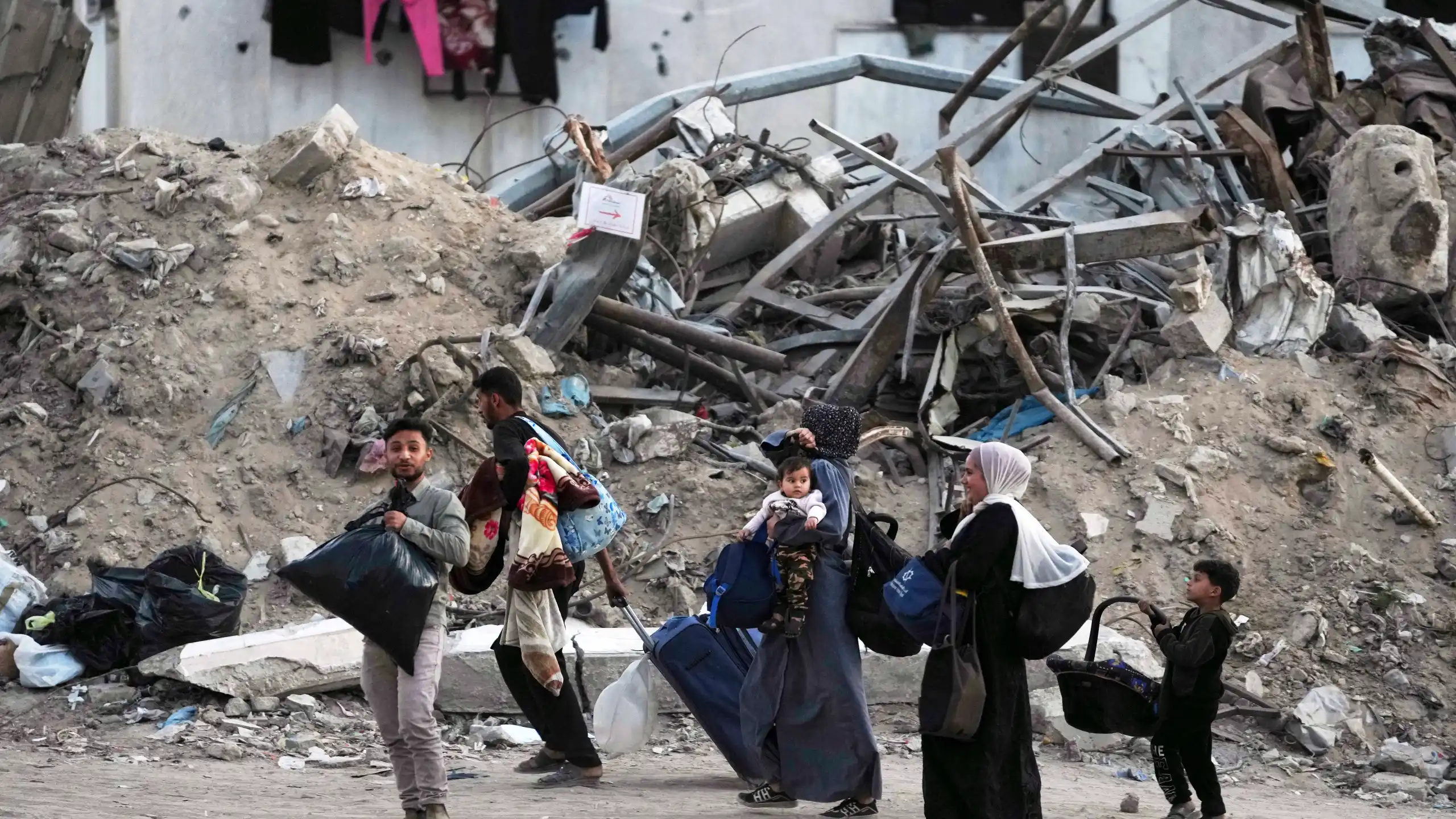 54 killed in overnight airstrikes on Khan Younis, Gaza