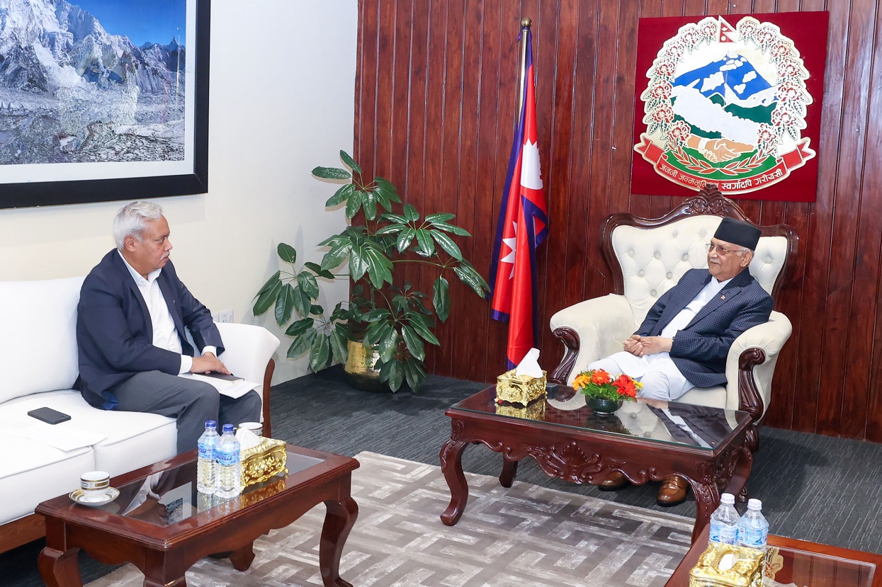 Indian ambassador Srivastava calls on PM Oli