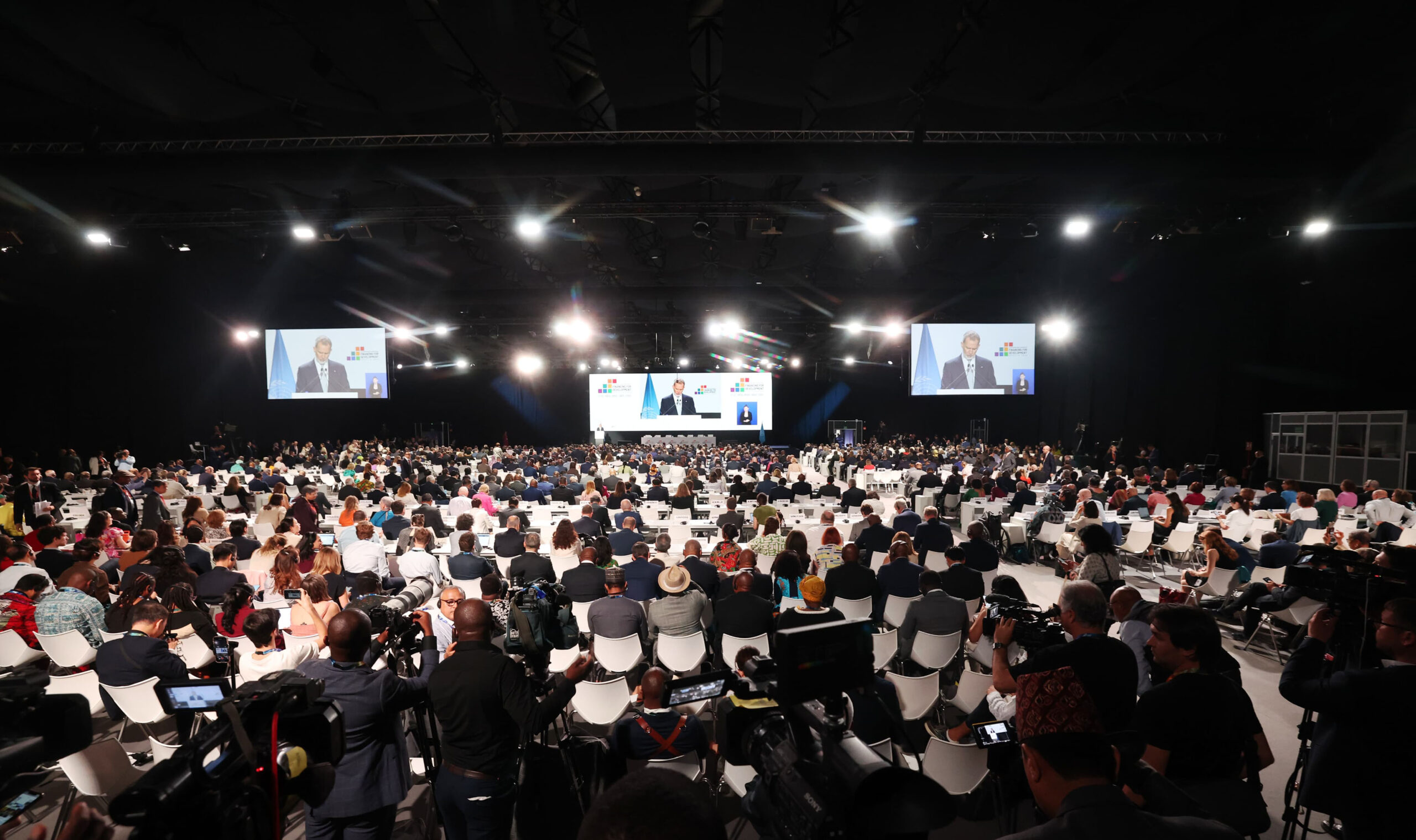 Global Finance Summit begins in Spain
