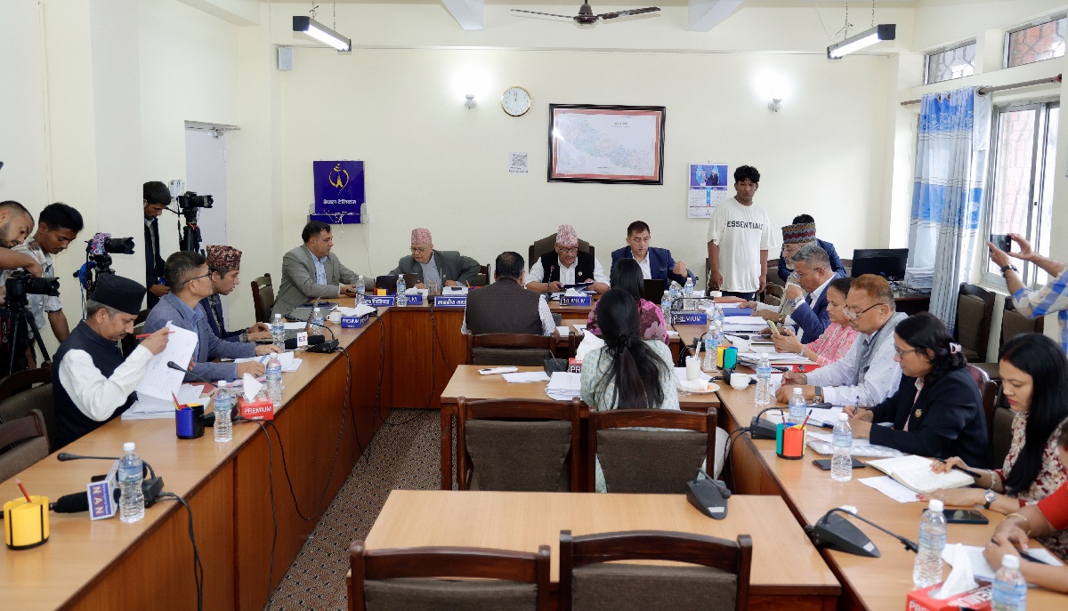 House panel backs incentives for private schools to join educational trusts