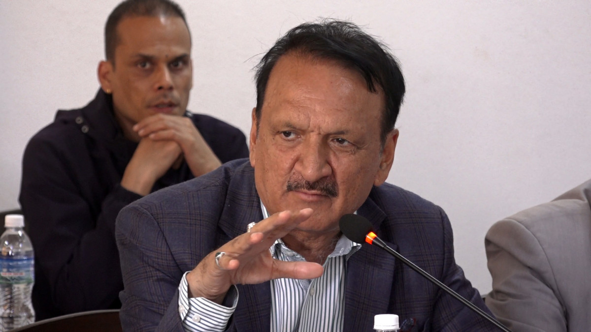 Mahat urges higher import duties to protect domestic industries