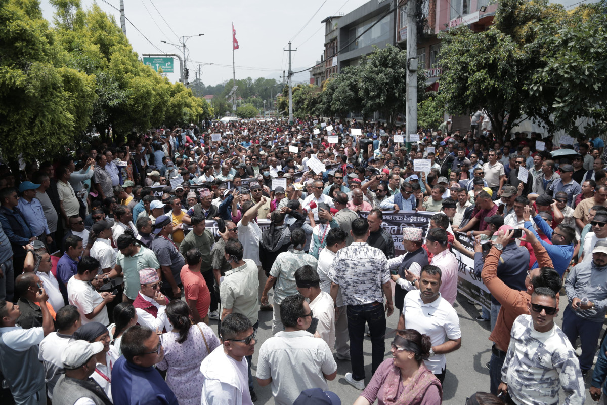 Public transport operators stage protest in Kathmandu (photos)