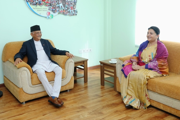 Former President Bhandari holds crucial talks with PM Oli