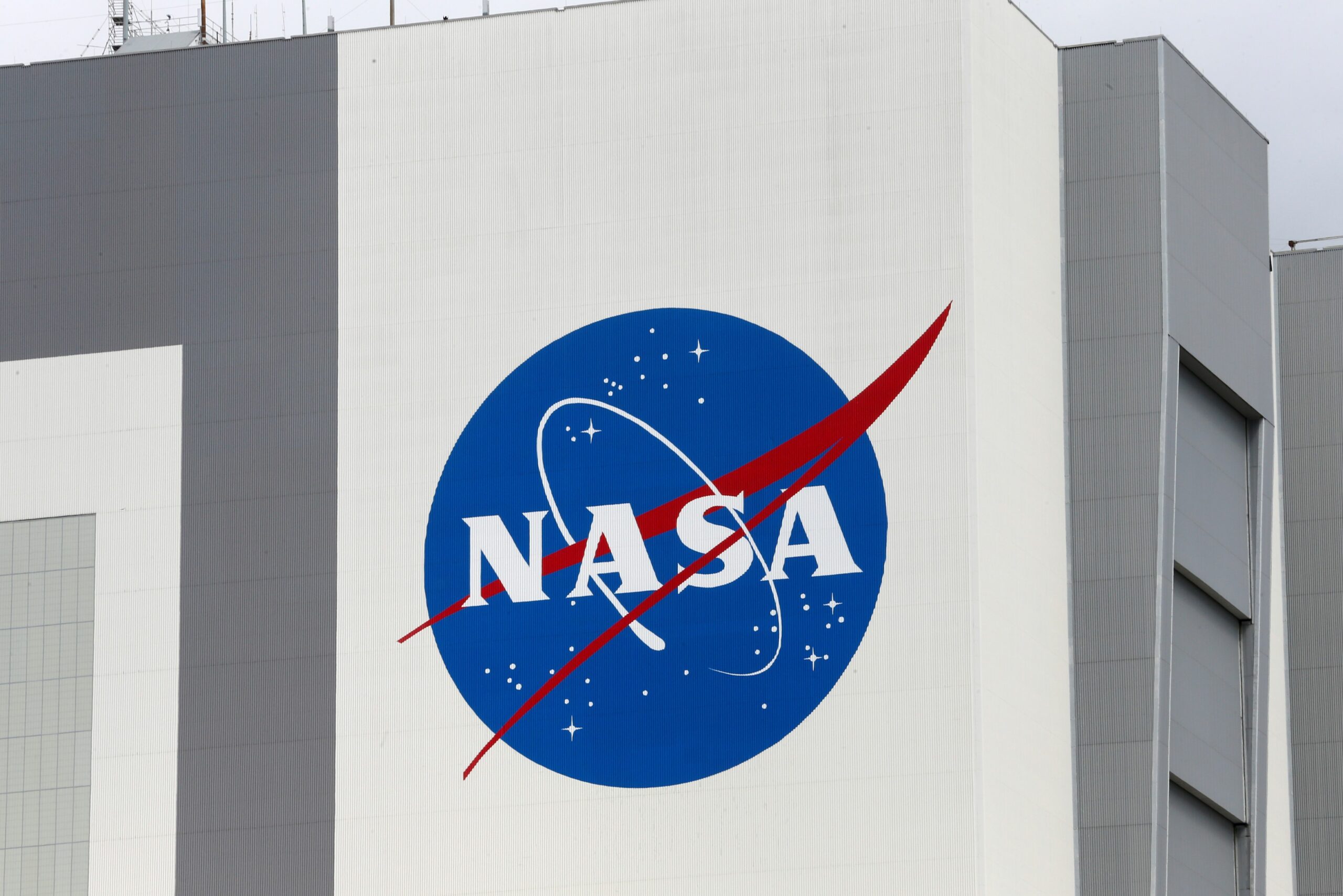 NASA to pause Gateway lunar station, accelerate return to Moon