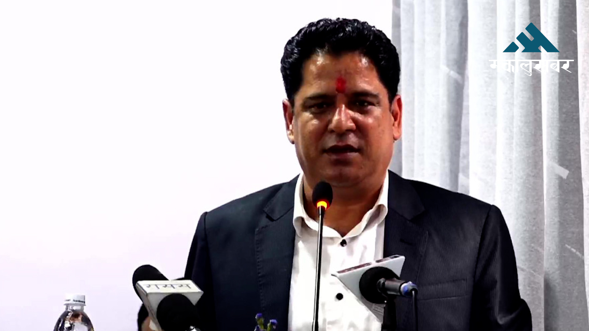 Damodar Bhandari files candidacy from Baitadi
