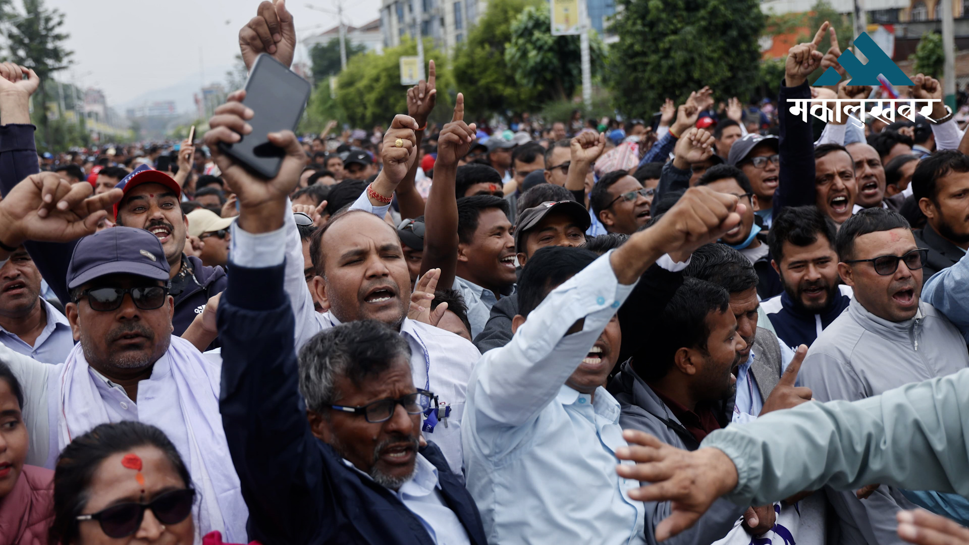 Relief teachers threaten nationwide protest