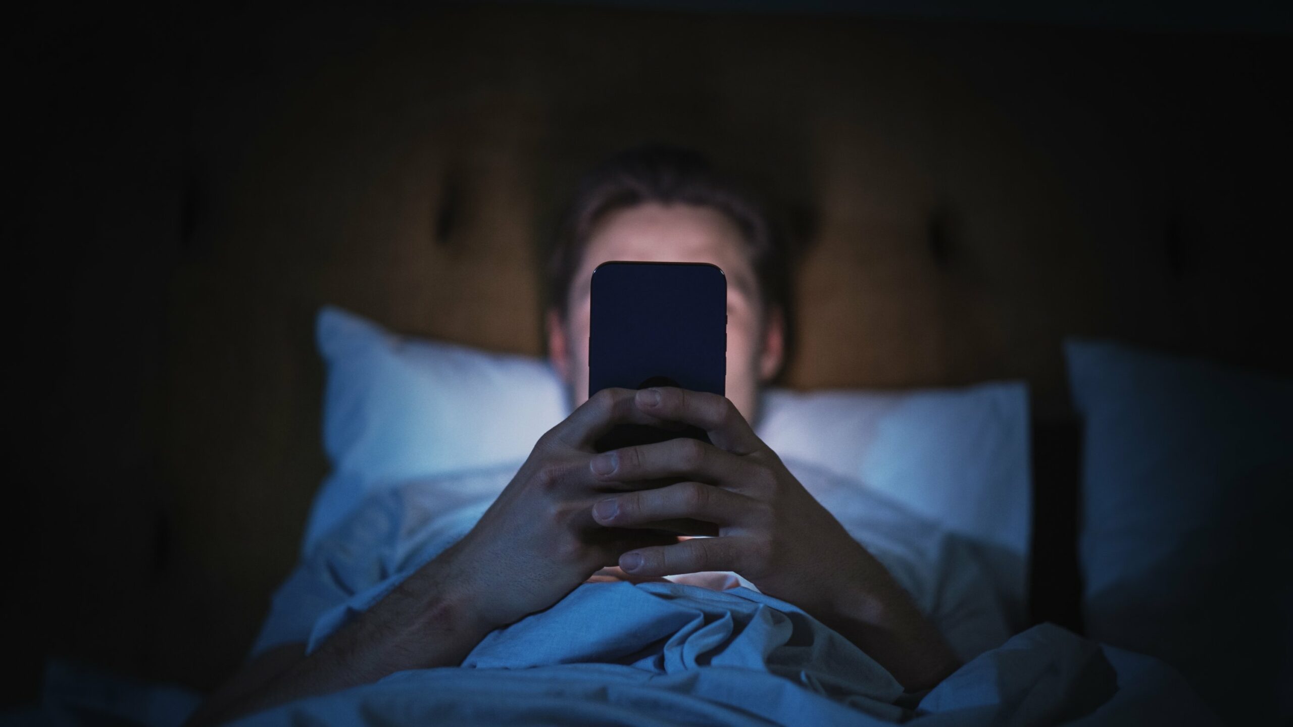 Long screen time before sleep could be harming your health