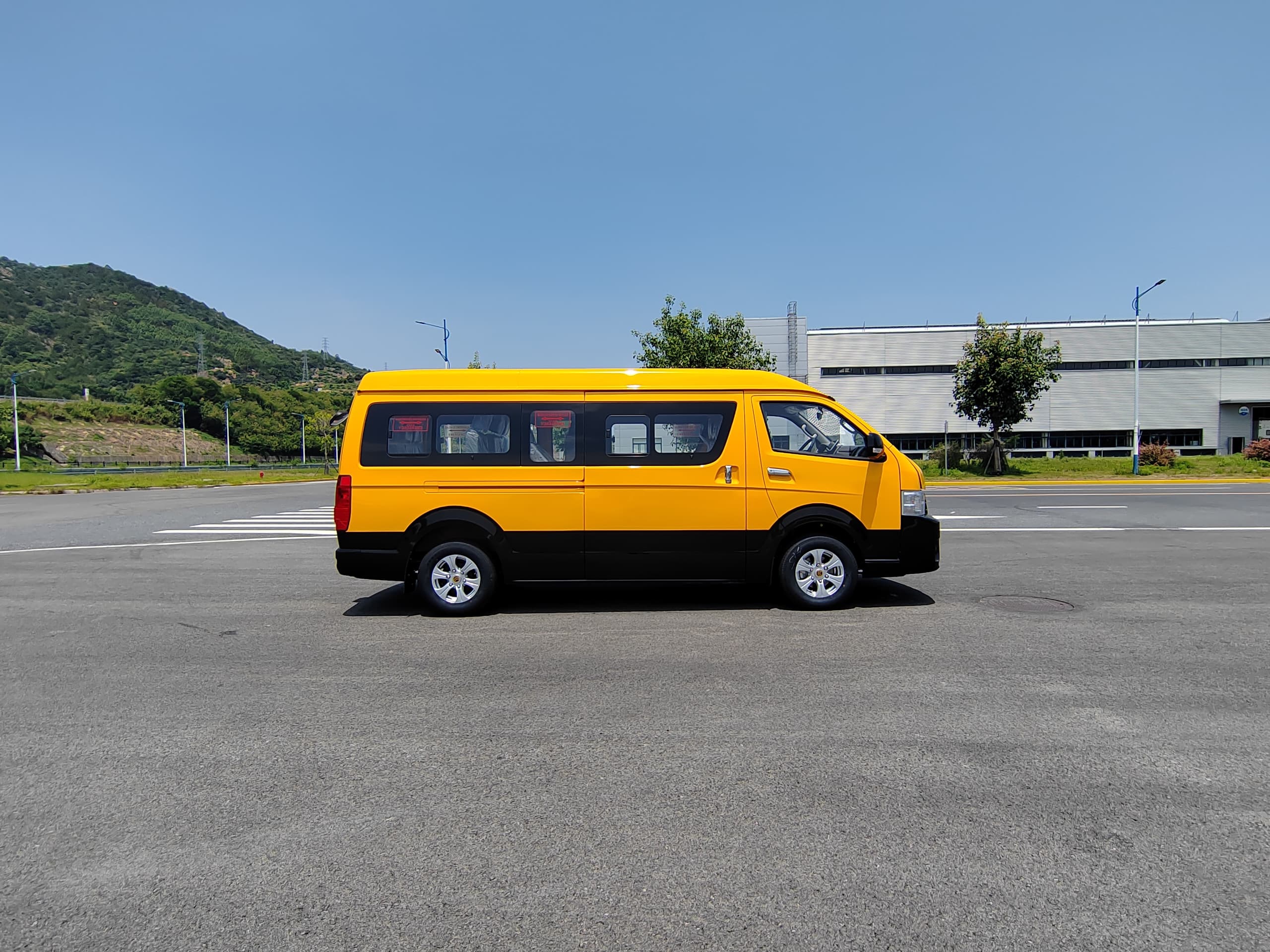 China’s leading commercial EV brand Aucwell officially enters Nepal