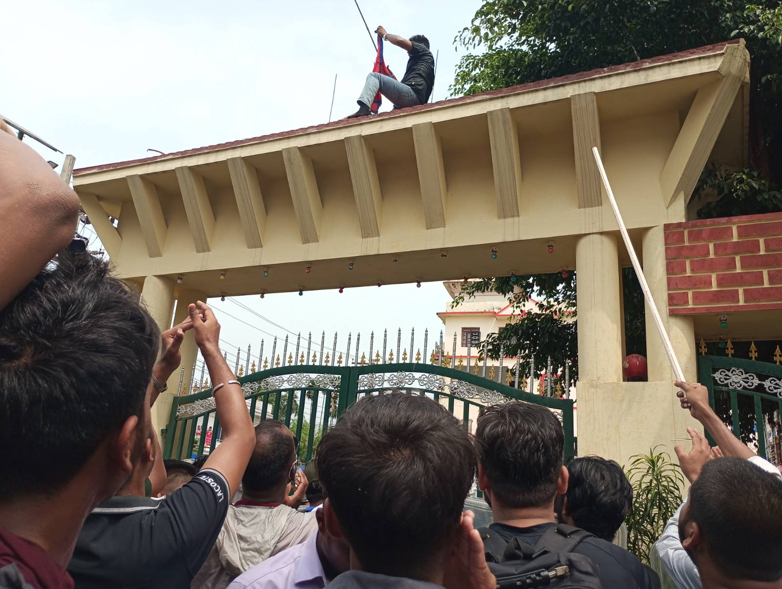 Gen Z youth changed flag, protest across Biratnagar