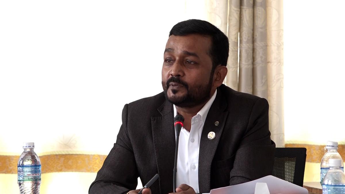 Water Minister Yadav resigns