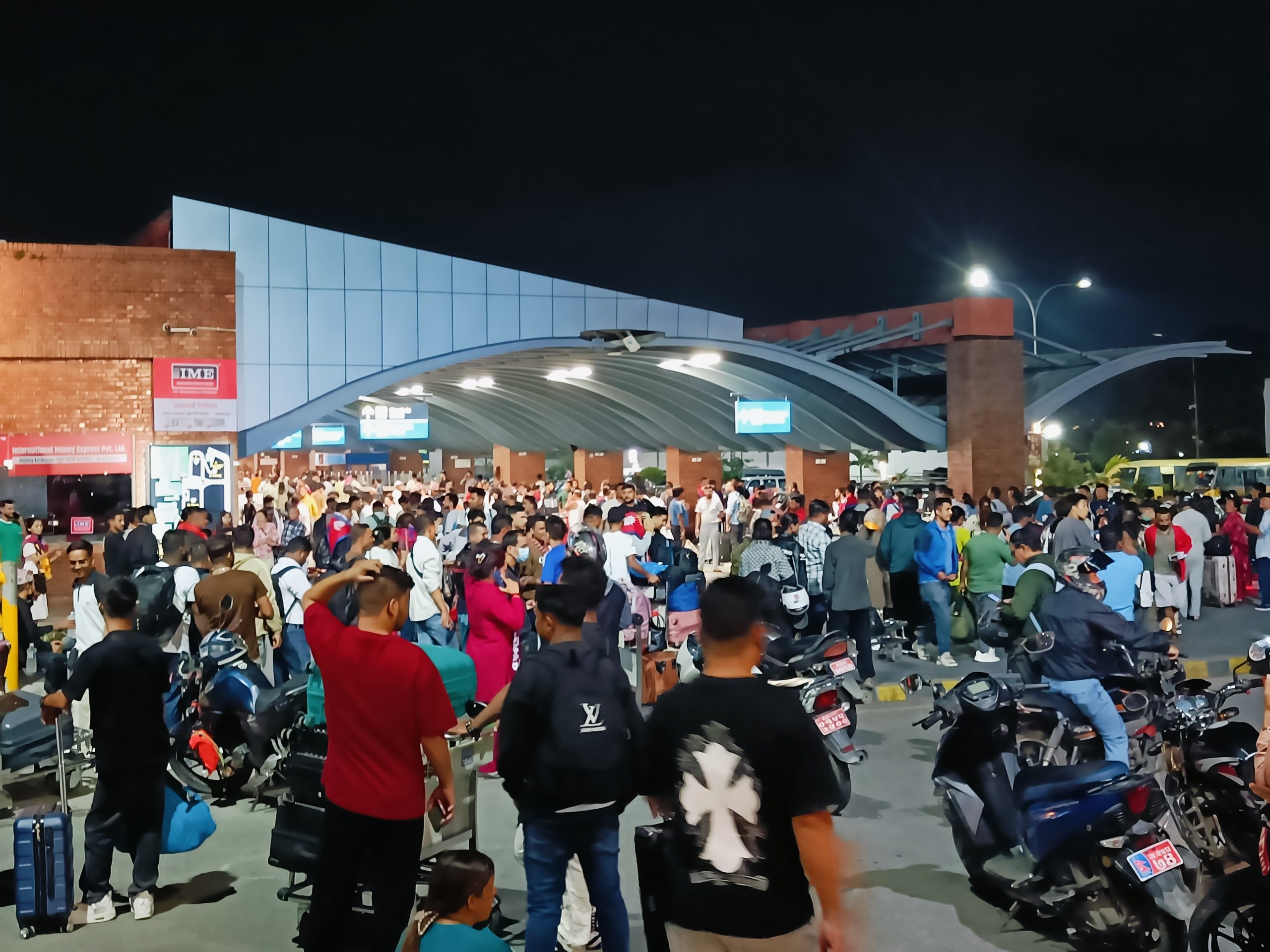 Crowds gather at TIA