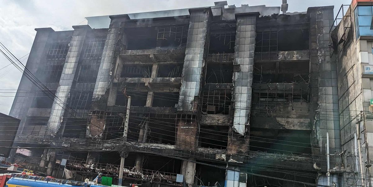 6 bodies found in burned Bouddha Bhatbhateni Store
