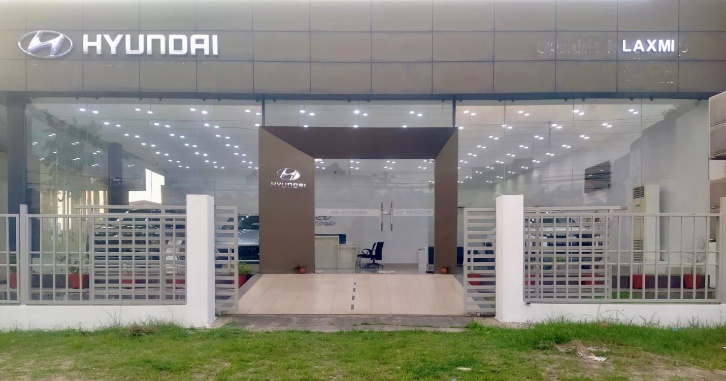 Hyundai launches new showroom in Birgunj
