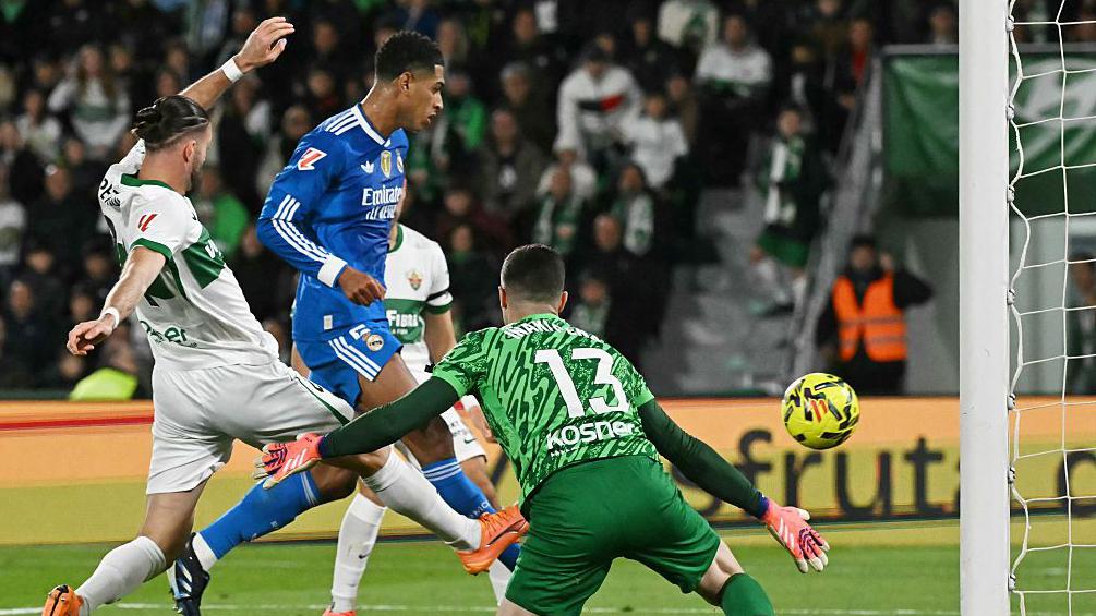 Bellingham shines as Real Madrid fight back to draw 2–2 with Elche