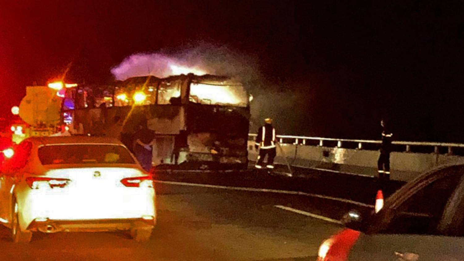 42 Indian pilgrims killed as bus traveling from Mecca to Medina crashes