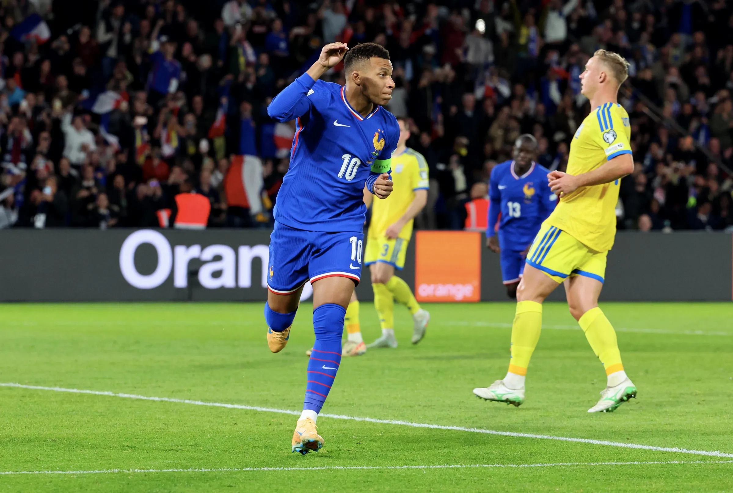 Mbappe stars as France thrash Ukraine 4-0 to qualify for 2026 World Cup