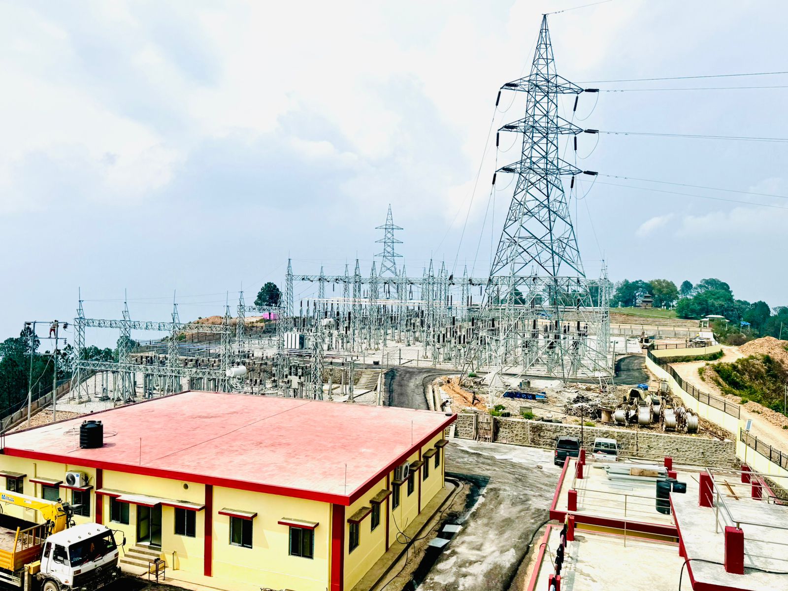 Tribeni Synthetic pays electricity dues