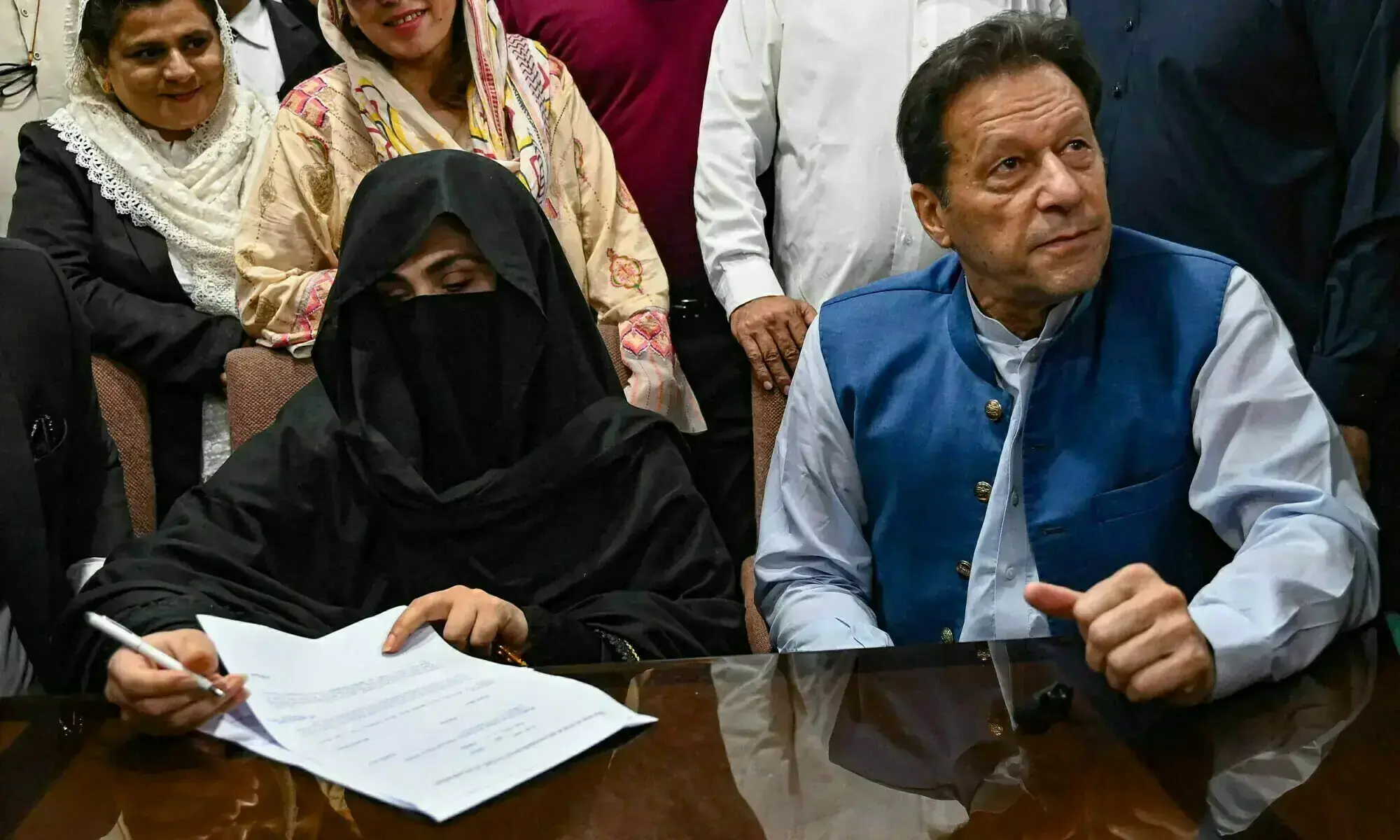 Pakistan court extends Imran Khan, Bushra Bibi’s interim bail till Jan 27
