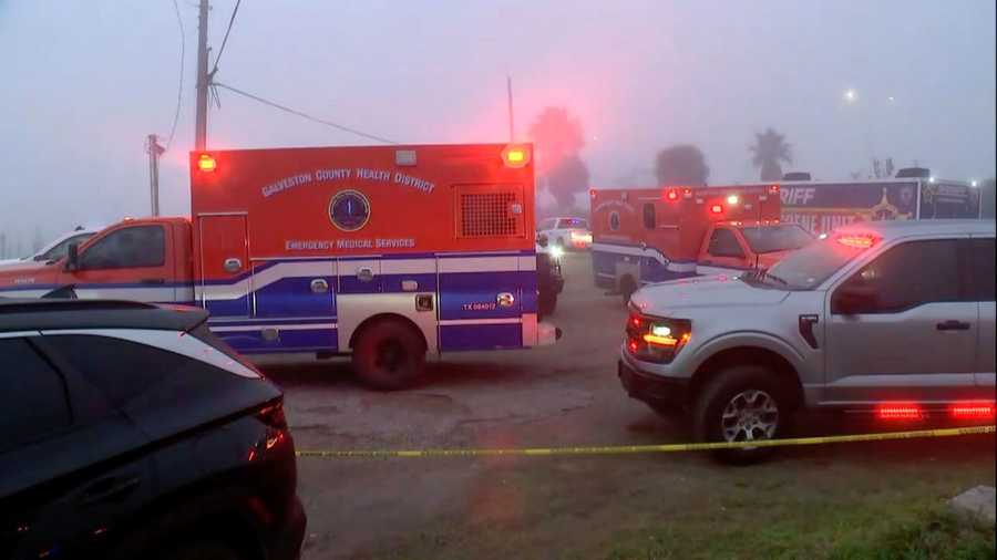 5 killed in Mexican navy plane crash off Texas coast