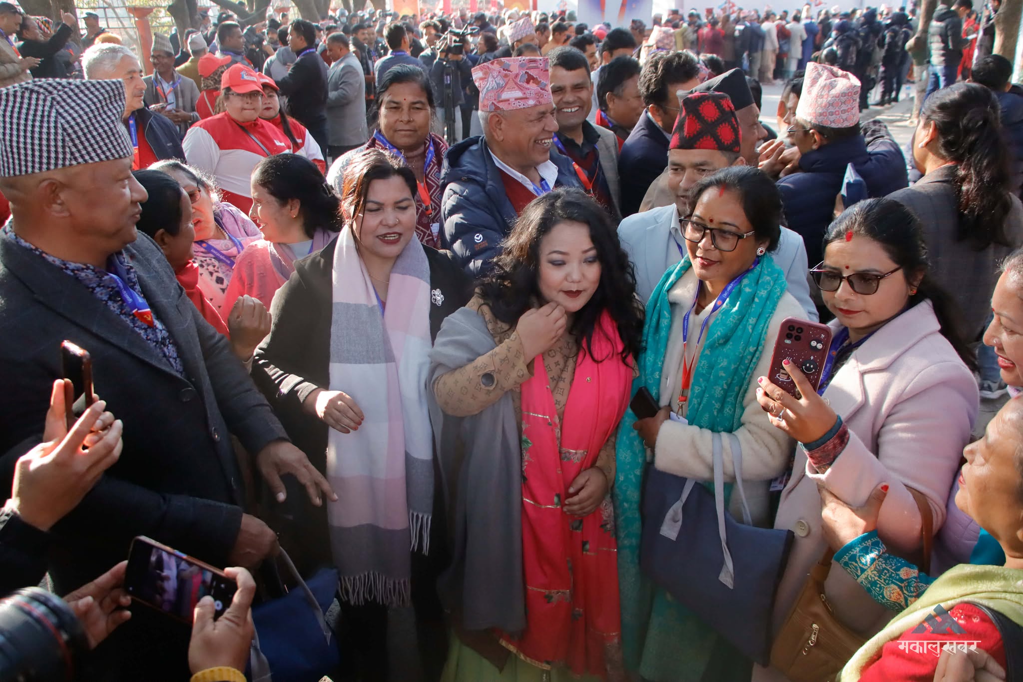 Folk singer Jyoti Magar seen mingling with delegates at UML voting (photos)