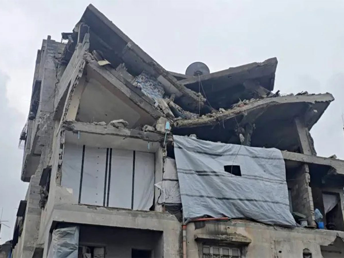 Civil Defense in Gaza: 4 deaths in partial collapses of buildings damaged by Israeli shelling