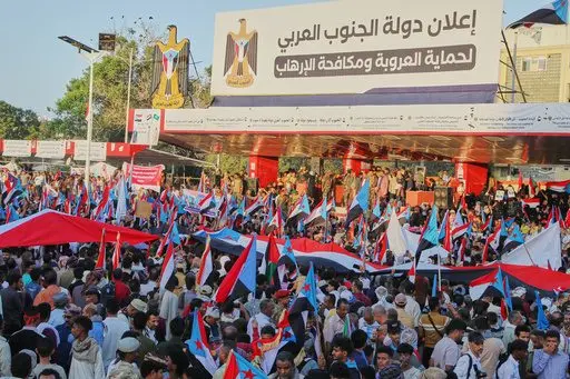 Saudi Arabia says Yemen separatist leader flees before flight to kingdom for talks