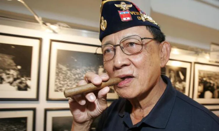 Philippines arrests ex-general who called for president’s ouster