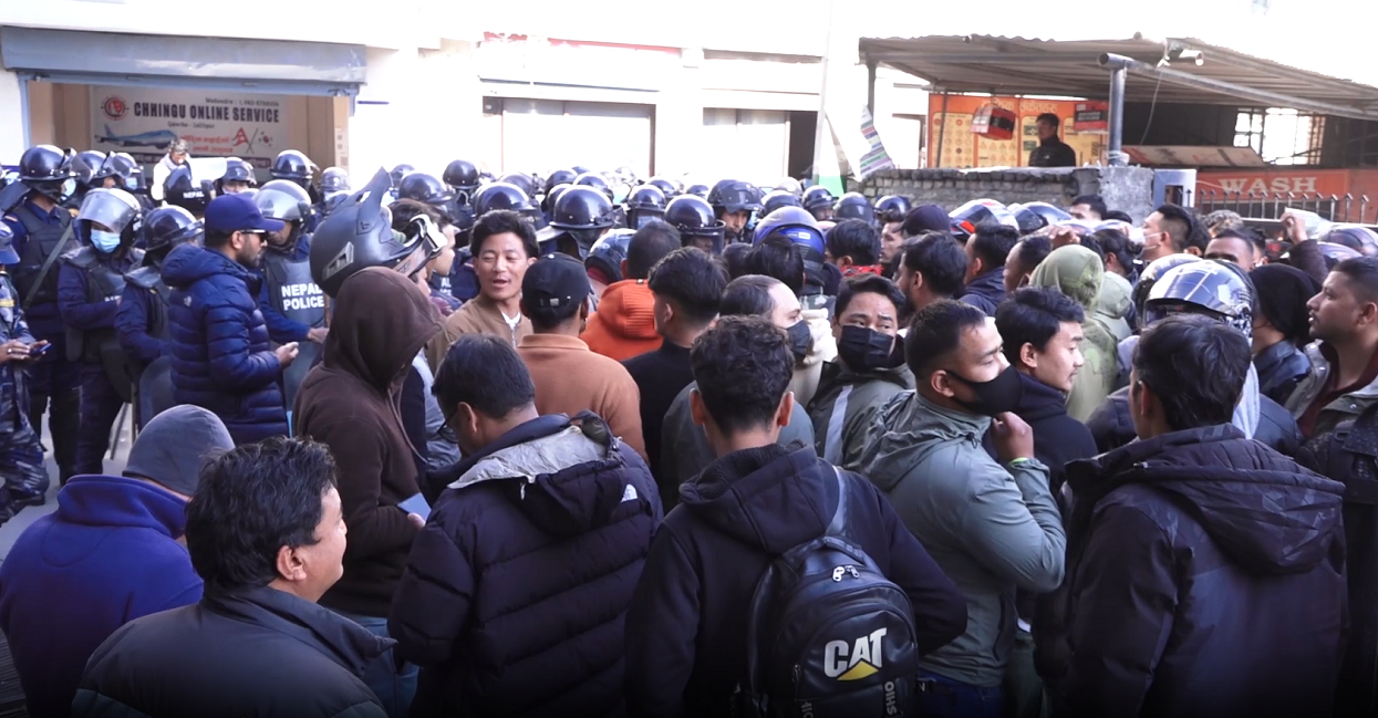 Jobseekers protest at EPS Office over Korea deployment delay