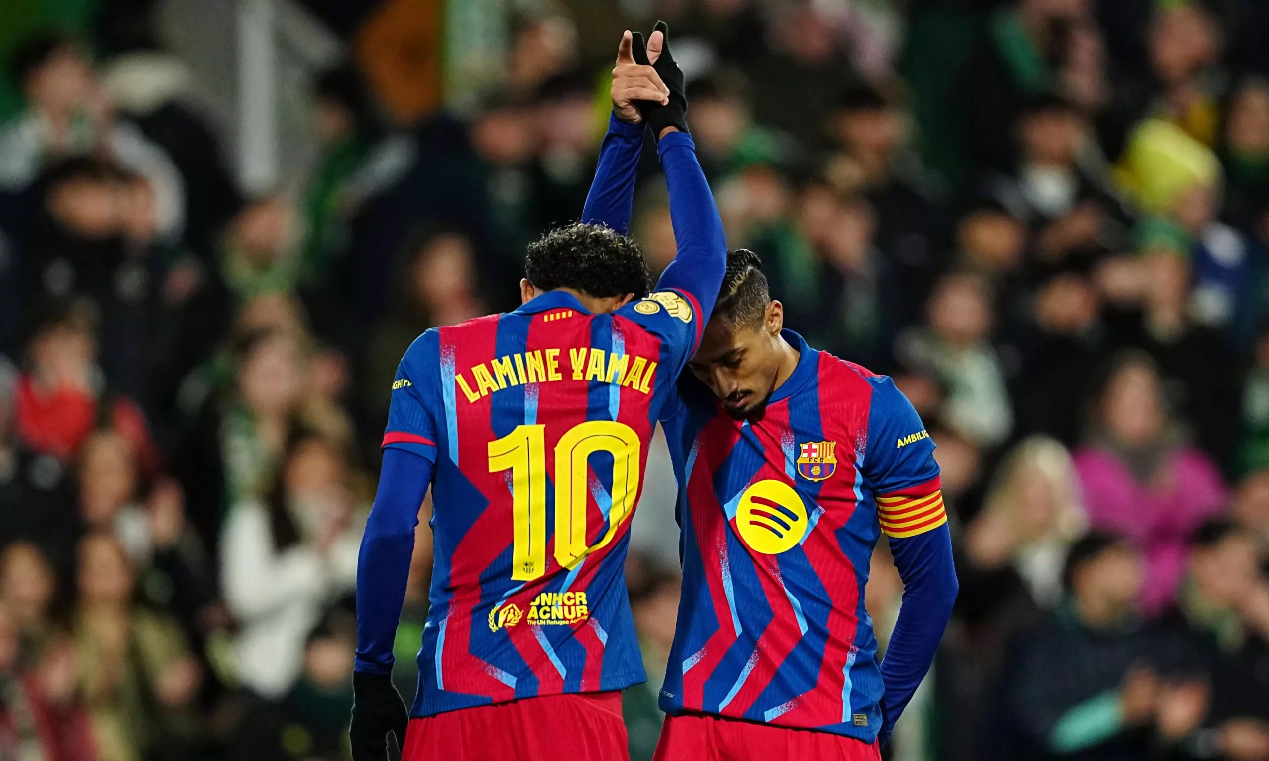 Barcelona edge past Racing Santander to reach Copa del Rey quarterfinals