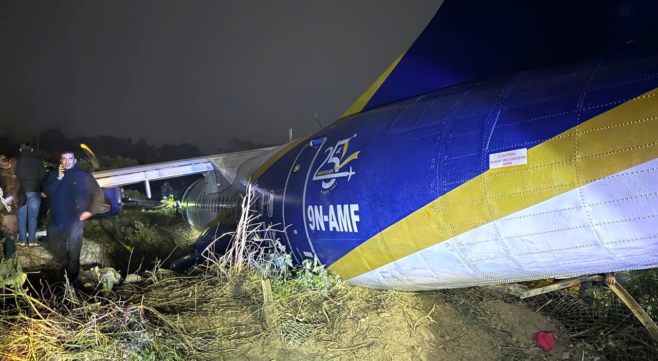7 injured as Buddha Air flight 901 runs off runway, probe underway (photos)