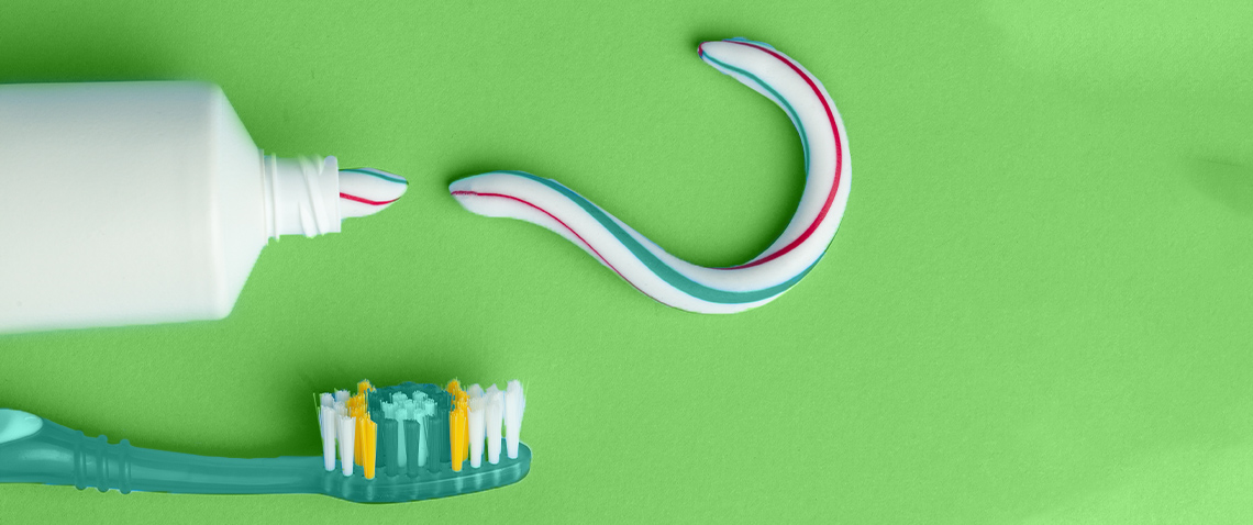 Hygienist Association demands to check toothpaste quality