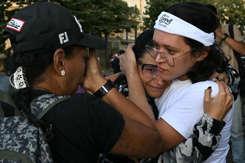 Venezuelan government begins releasing political prisoners