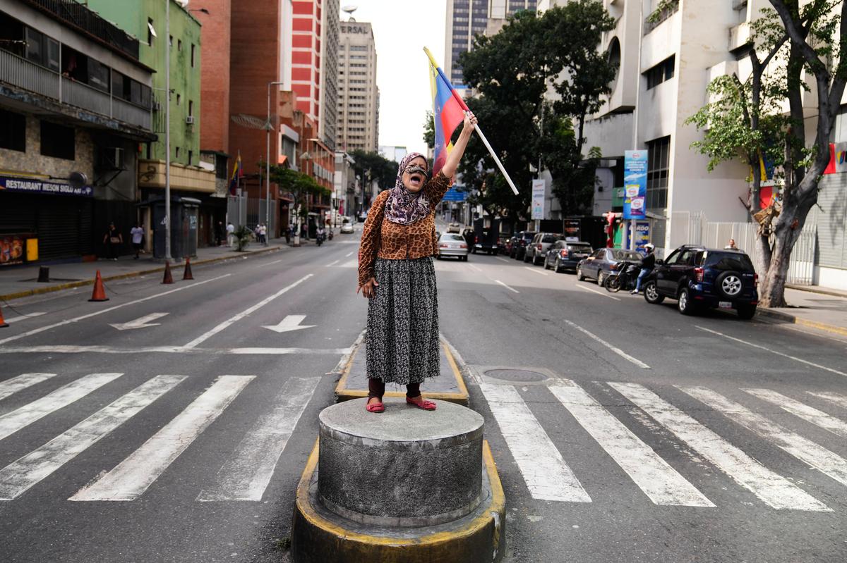 Venezuelan capital quiet, streets empty after US strike