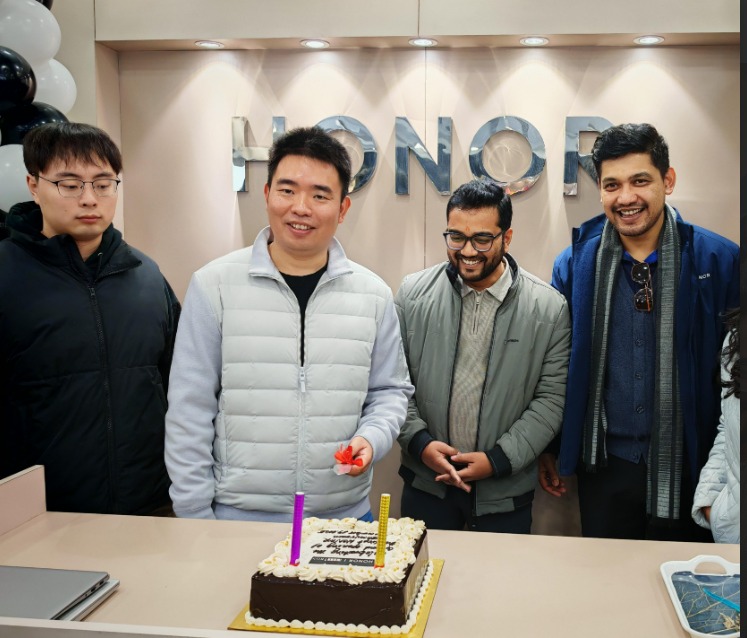 HONOR inaugurates it’s first showroom at City Center