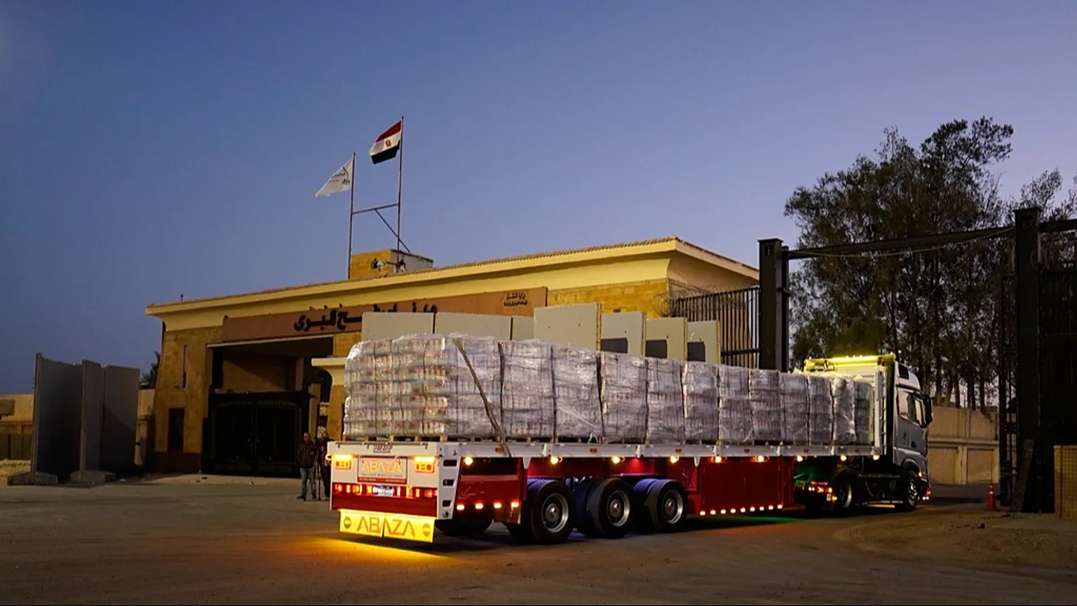 Israel agrees to reopen Rafah only for Gaza pedestrians